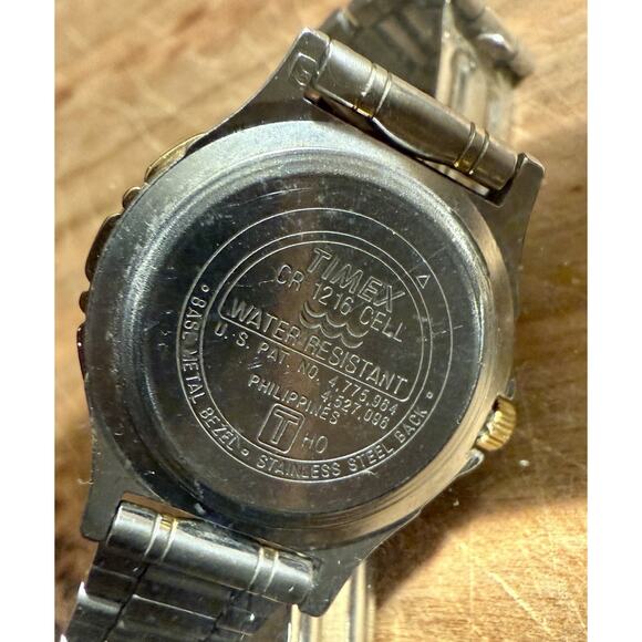 Vintage Timex Indiglo Womens Watch Gold 2 Tone Band, New Battery‎ EUC - Picture 7 of 8